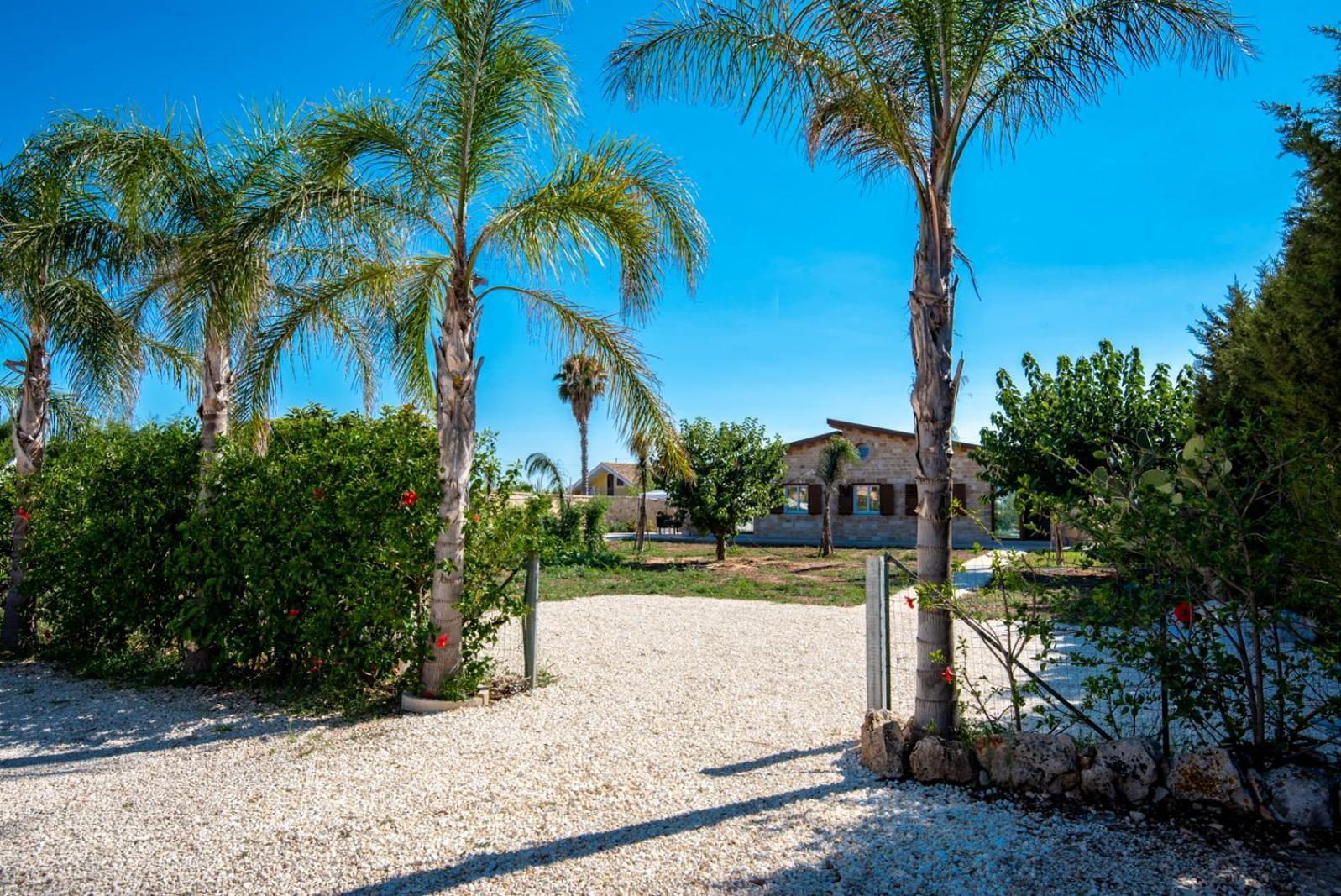 Villa Del Papiro Charme Apartments Avola Exteriör bild