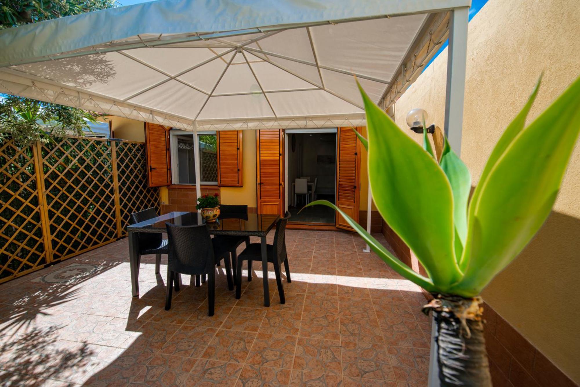 Villa Del Papiro Charme Apartments Avola Exteriör bild