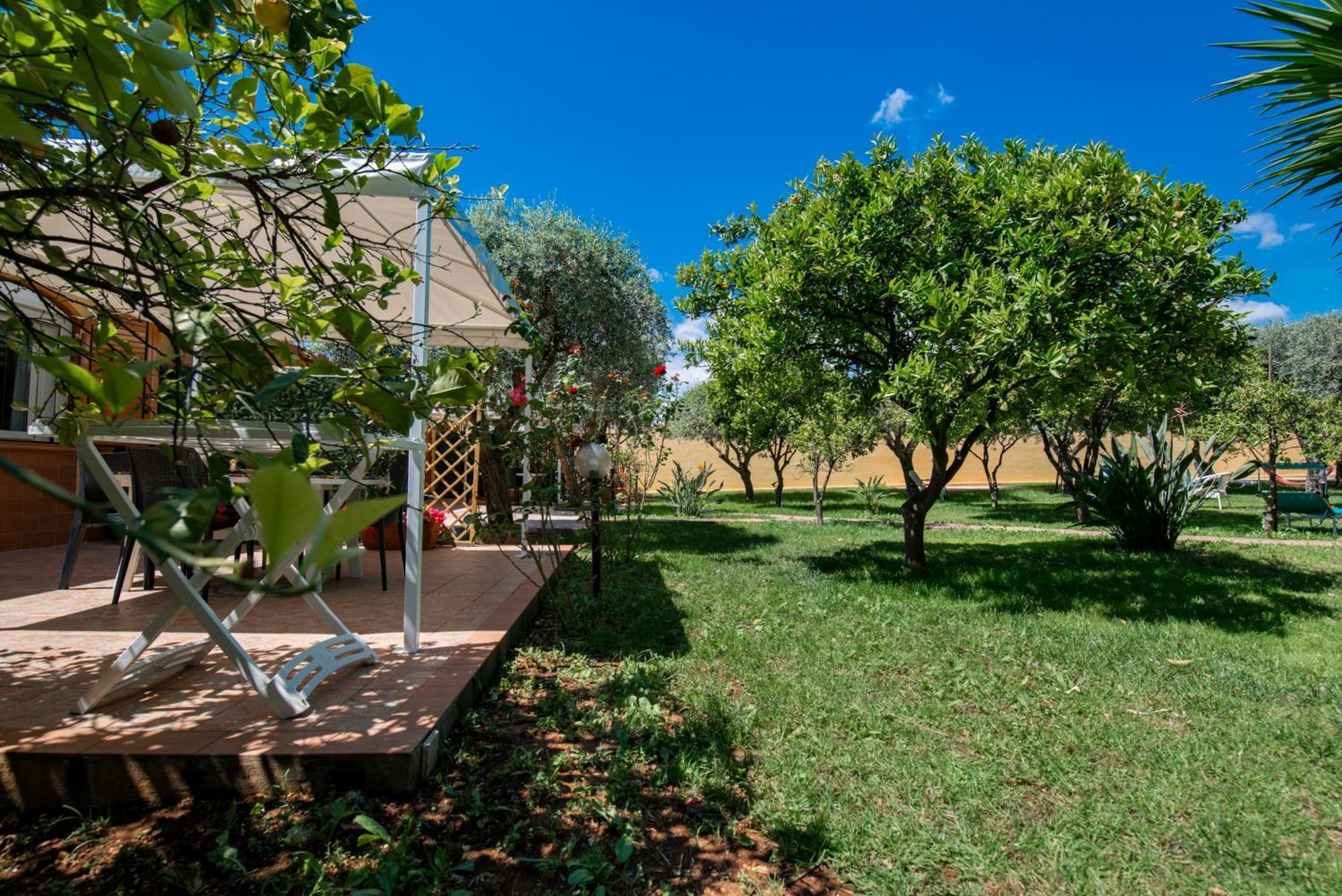 Villa Del Papiro Charme Apartments Avola Exteriör bild